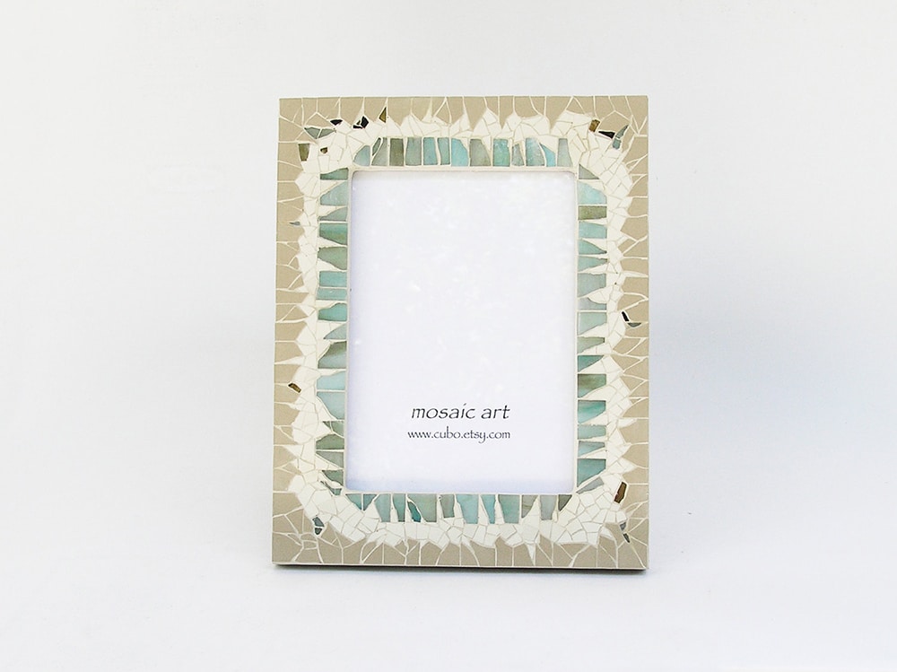 Cornice con mosaico