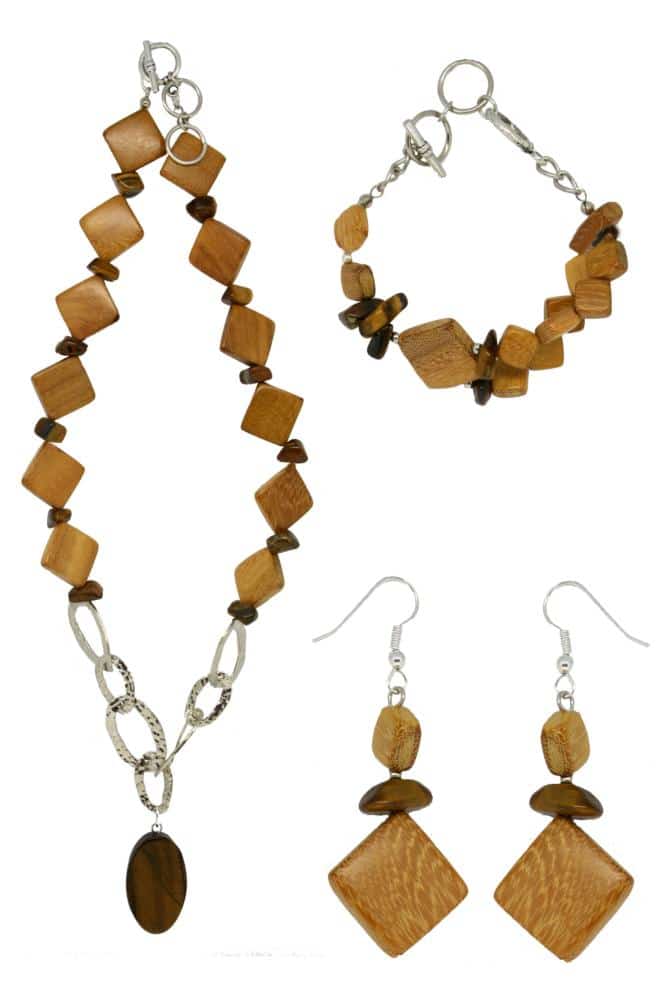Set gioielli in legno dell'Alto Adige