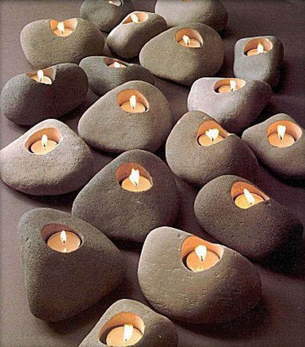 Candele realizzate con sassi