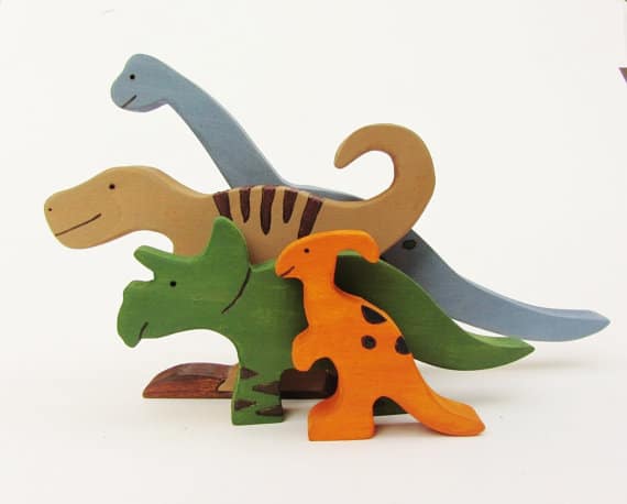 Dinosauri in legno