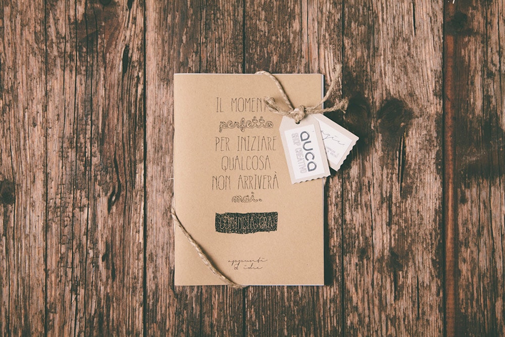 Quaderno con scritta