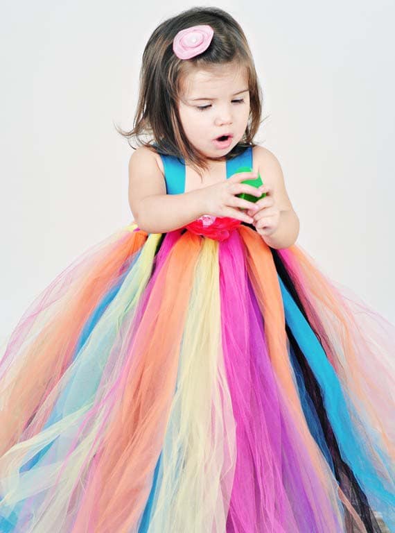 abito-damigella-bimba-arcobaleno