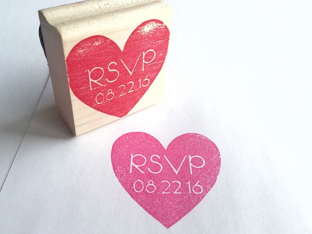 Timbro personalizzato matrimonio con cuore rsvp