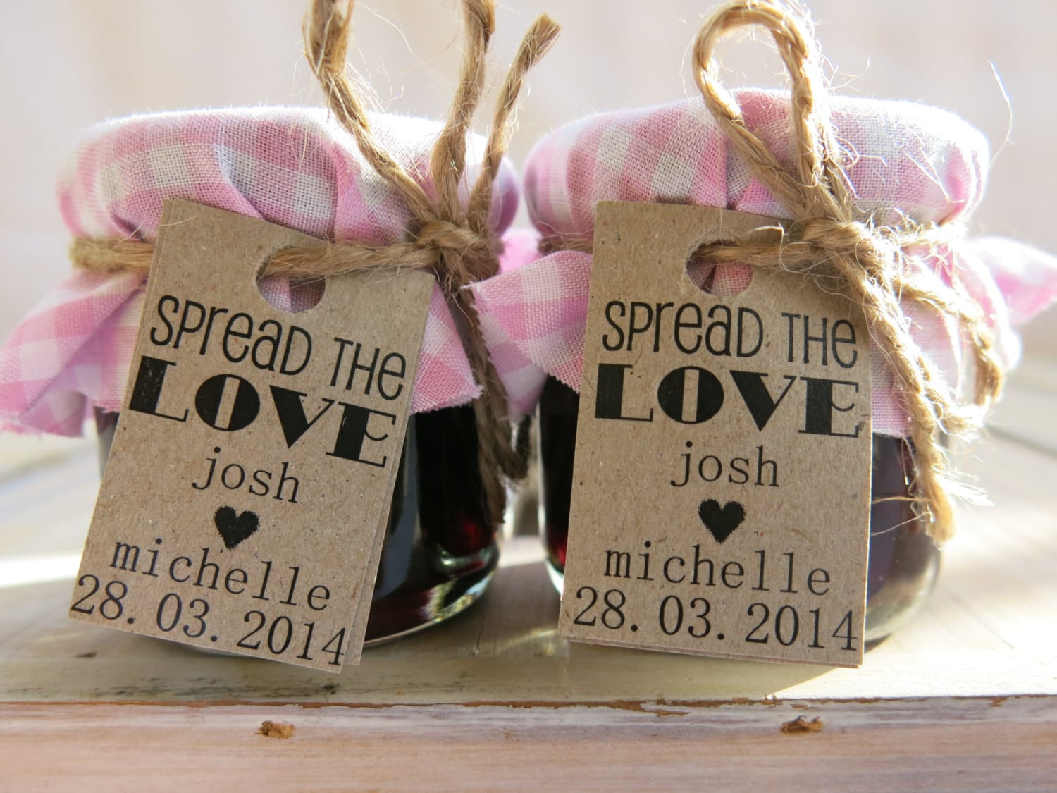 miele-bomboniera-matrimonio-copricoperchiotessuto-etichetta-carta-kraft