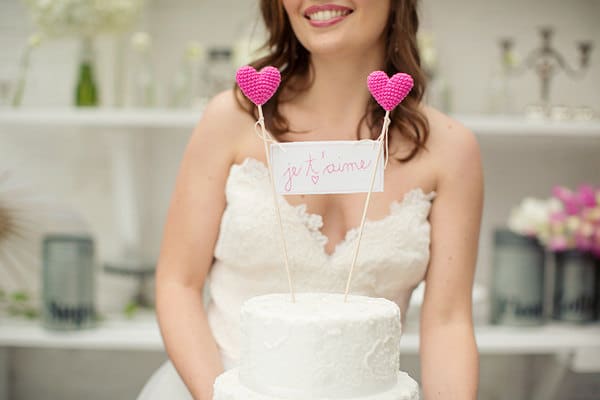 Cake topper con cuori e scritta