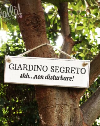 targhetta-appendere-legno-personalizzata-giardino-segreto