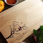 tagliere-idea-bomboniera-anniversario-matrimonio-gatti-ramo