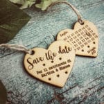 partecipazione-tag-legno-calendario-cuore