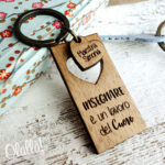 portachiavi-legno-personalizzato-idea-regalo-maestra