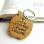 portachiavi-personalizzato-maestra-mela-3