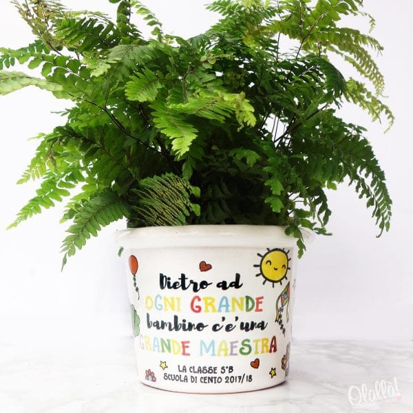 vaso-personalizzato-regalo-maestra-dietro-ogni-grande-bambino53 vaso-personalizzato-regalo-maestra-dietro-ogni-grande-bambino53