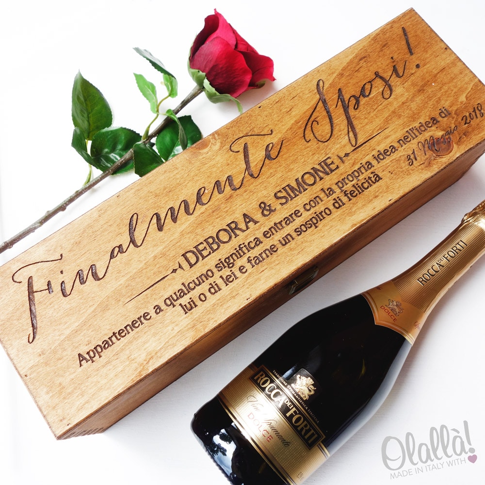 Cassettina Porta Vino in Legno Personalizzata Finalmente Sposi - Idea Regalo  Matrimonio