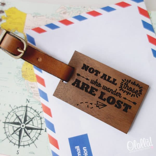 tag-legno-viaggio-personalizzato-regalo-1 (1) tag-legno-viaggio-personalizzato-regalo