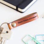 portachiavi-pelle-personalizzato-maestro-idea-regalo-1