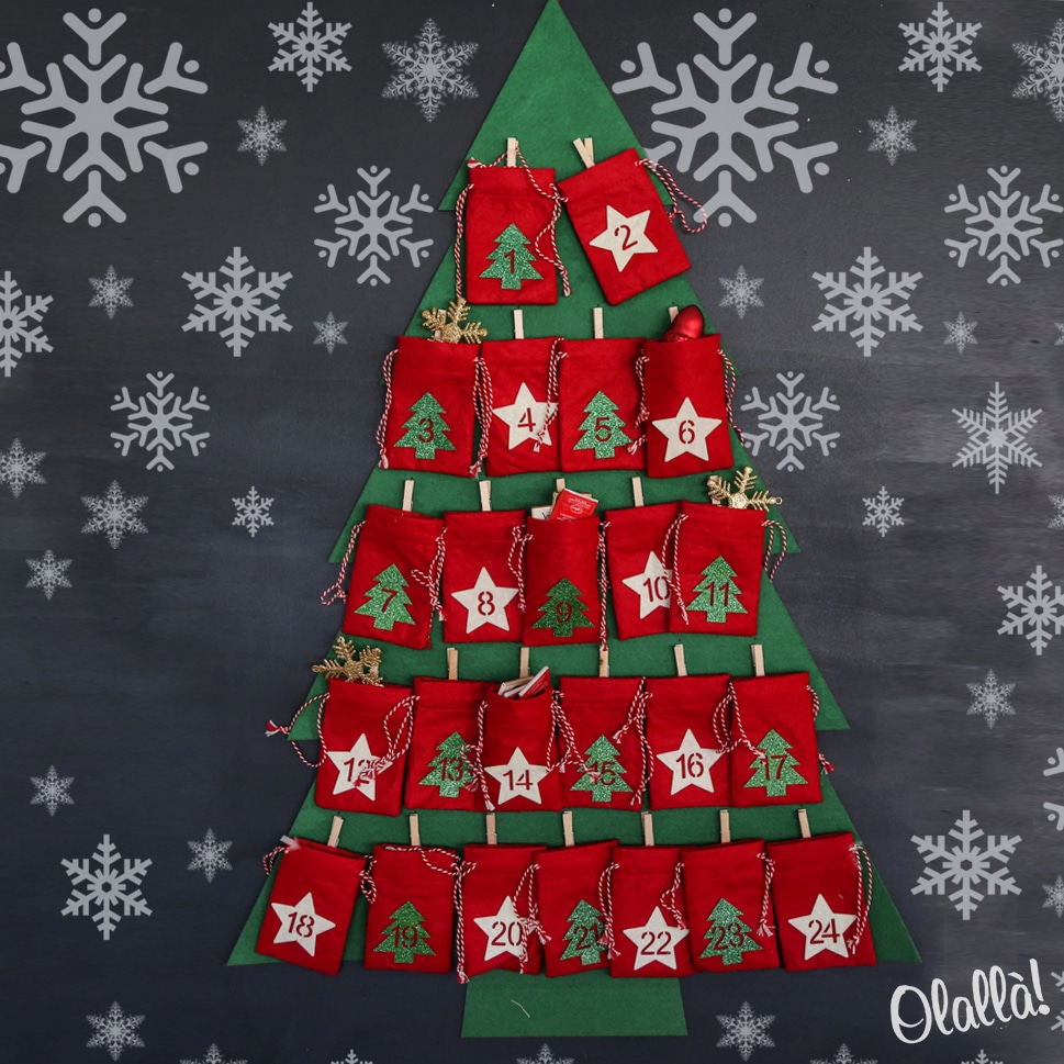 Natale Calendario.Calendario Avvento Albero Di Natale In Feltro Con Taschine Idea Regalo Natale Olalla
