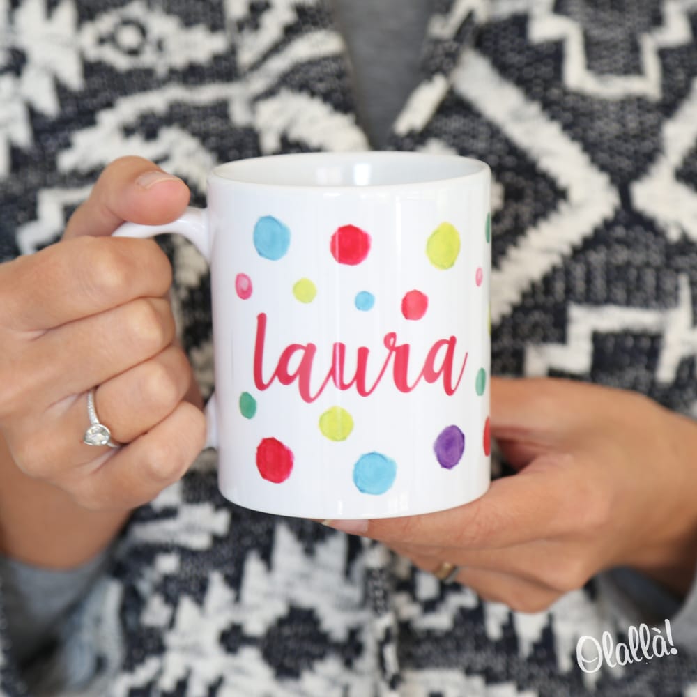 Tazza Personalizzata con Nome, Dedica e Pois Colorati - Regalo Amica