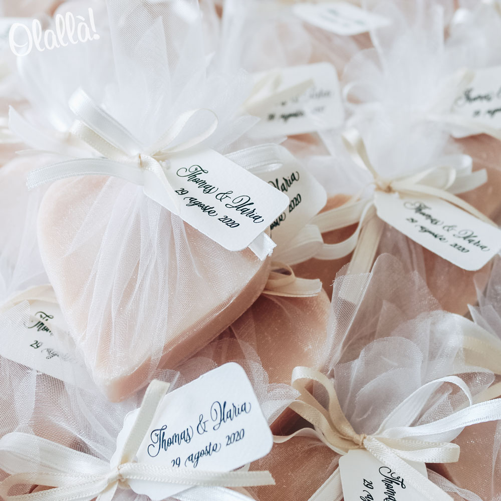 Set Di 5 Saponi Profumati A Cuore Colorati In Sacchetto D Organza Con Personalizzato Idea Bomboniera Matrimonio Olalla