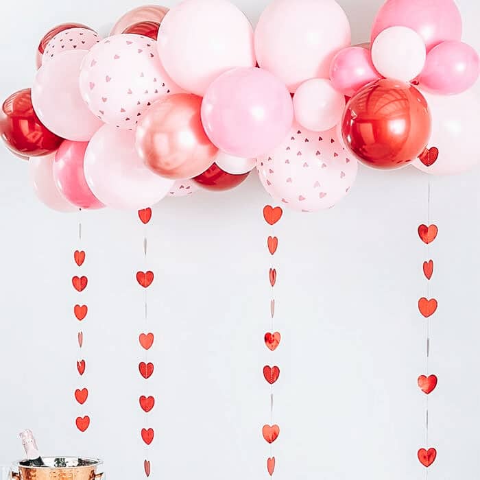 San Valentino: graziose decorazioni per un giorno romantico accessori  palloncini - Annikids