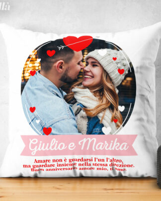 cuscino-personalizzato-anniversario-foto-cuori