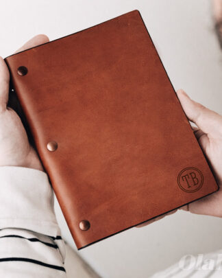 libro-cuoio-personalizzato-iniziali-regalo-uomo