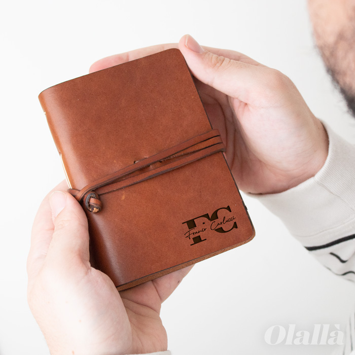 Taccuino in Pelle Artigianale Made in Italy Personalizzato con Iniziali e  Nome in Corsivo - Idea Regalo Lui Laurea Compleanno Natale - Olalla