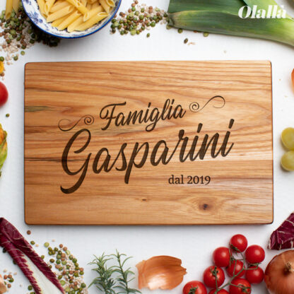 tagliere-personalizzato-famiglia-regalo-incisione