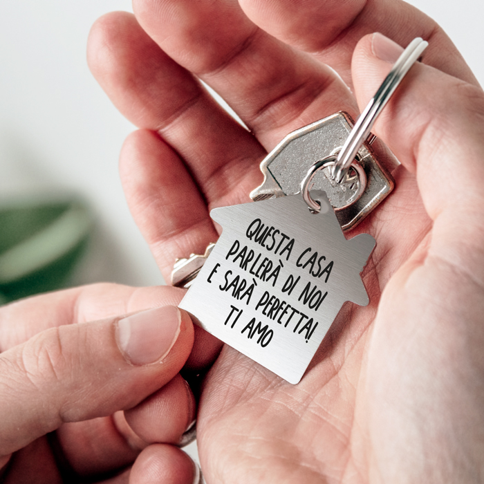 Primo portachiavi per la casa nuova, la casa è dove si trova il cuore, il  regalo il nuovo proprietario di casa, il regalo della nuova casa, il  portachiavi della nuova casa delle coppie -  Italia