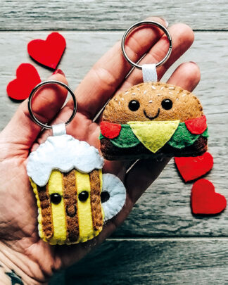 portachiavi-feltro-pupazzo-birra-panino-regalo-personalizzato-san-valentino