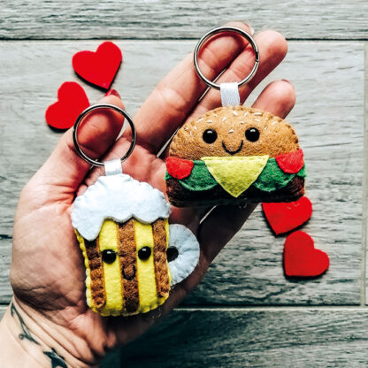 portachiavi-feltro-pupazzo-birra-panino-regalo-personalizzato-san-valentino