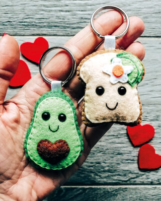 portachiavi-feltro-pupazzo-avocado-toast-regalo-personalizzato-san-valentino