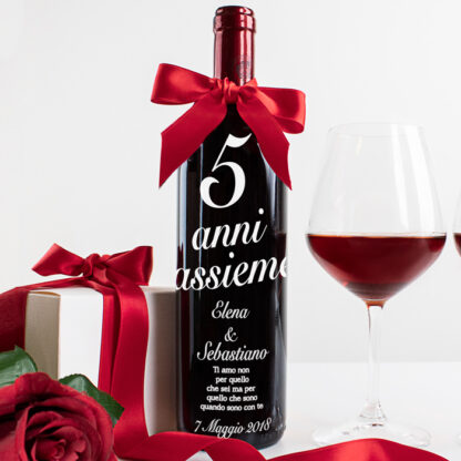 Bottiglia di Vino Personalizzata Anniversario Bianco e Nero - immagine 3