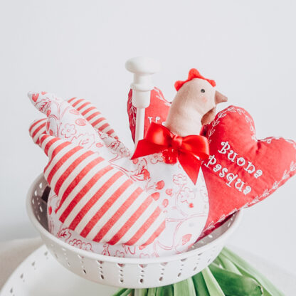 gallina-stoffa-rossa-decorazione-pasqua