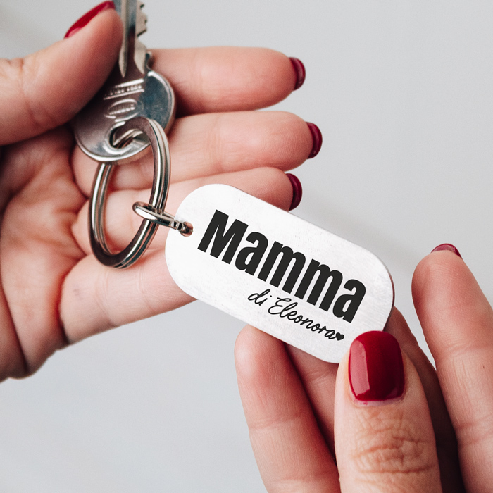 Portachiavi Personalizzato Mamma con Nome Inciso e Cuoricino in Acciaio  Inox - Idea Regalo Festa della Mamma