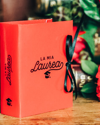 portaconfetti-libro-laurea-rosso