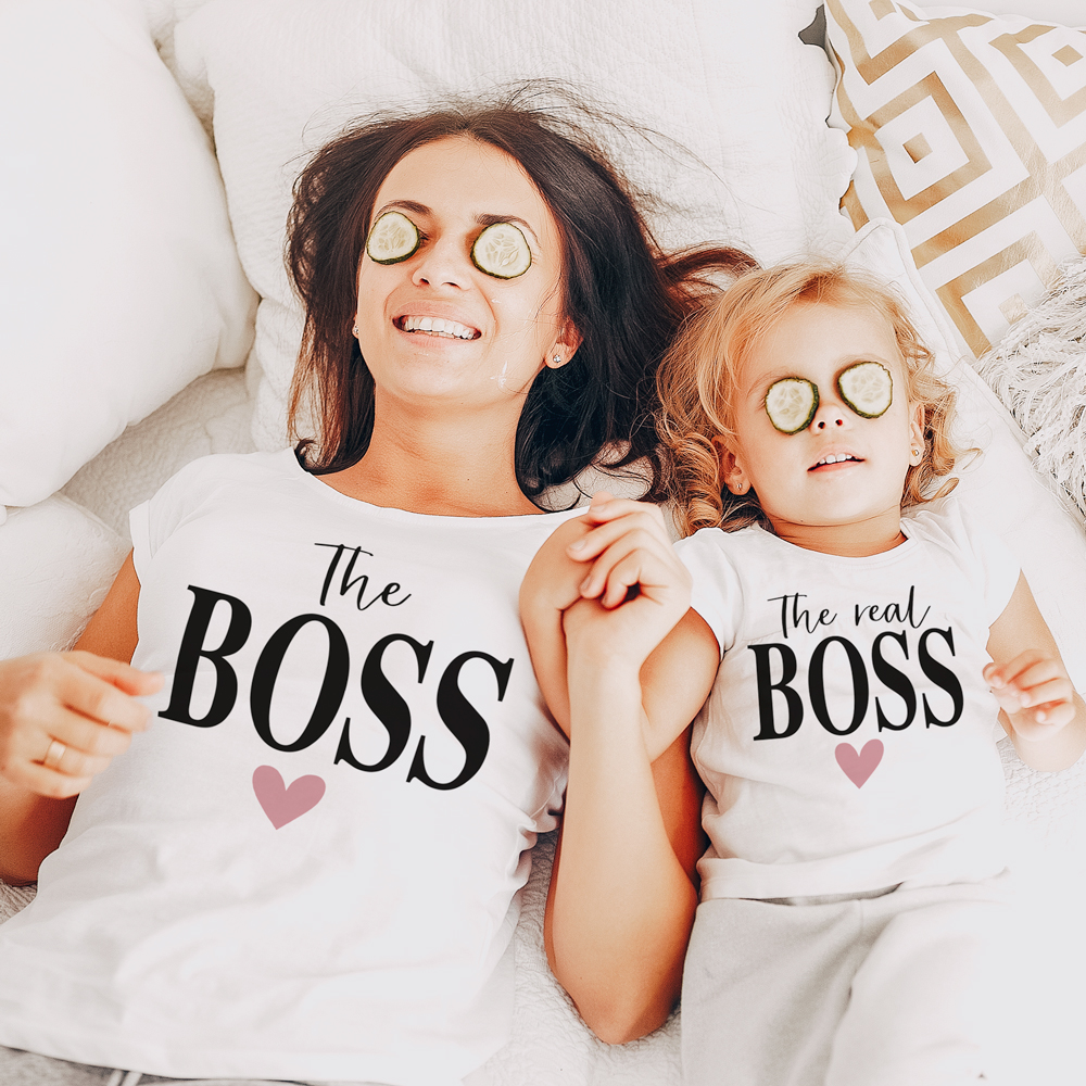 mamma-figlia-t-shirt-uguale-boss-real-boss