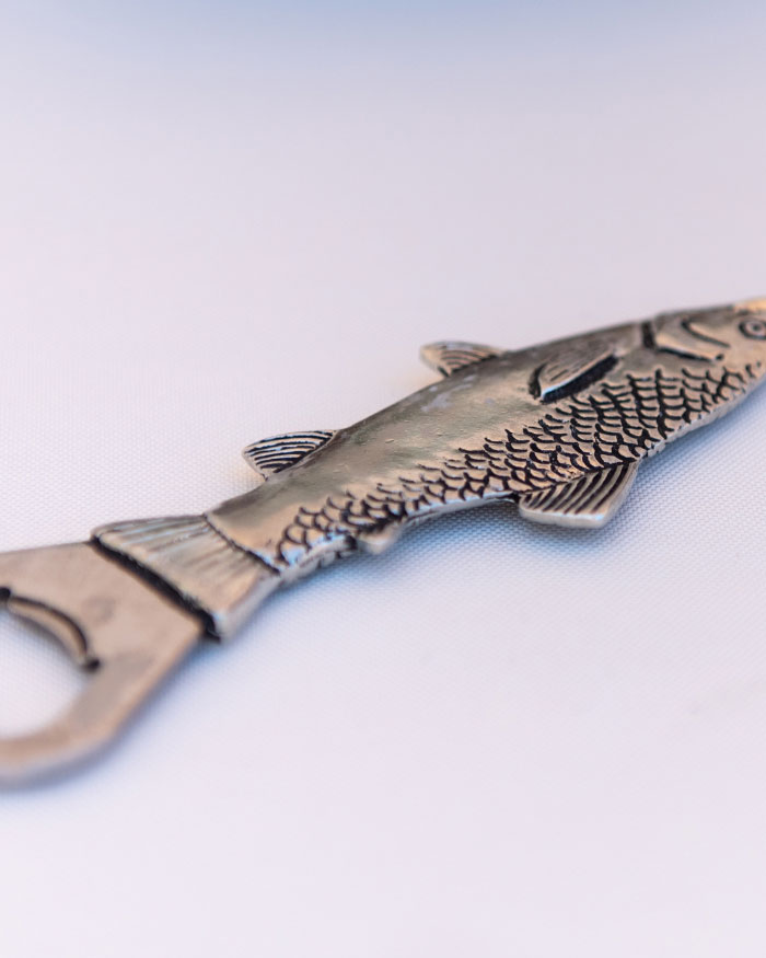 apribottiglie-forma-pesce-bomboniera-estiva-matrimonio