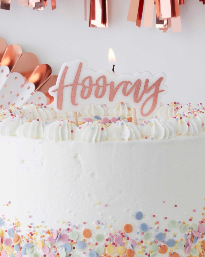 10 idee di candeline originali per la tua torta di compleanno - Cake Design  Italia