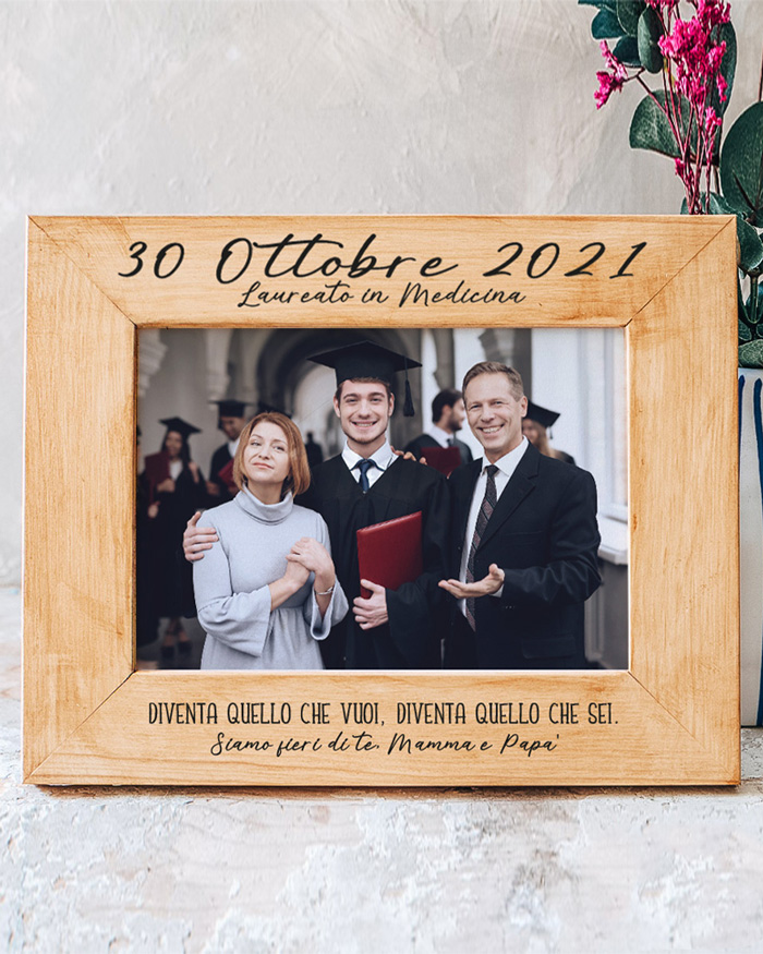 Cornice-laurea-personalizzata-laureato-dedica-1