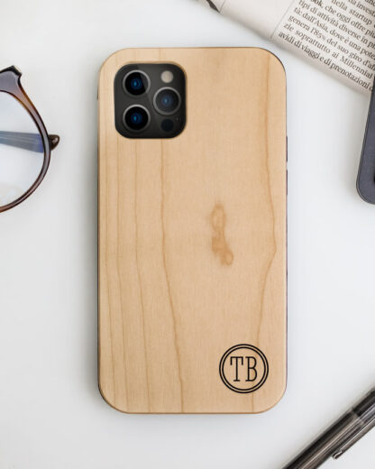 cover-telefono-legno-nome-personalizzato