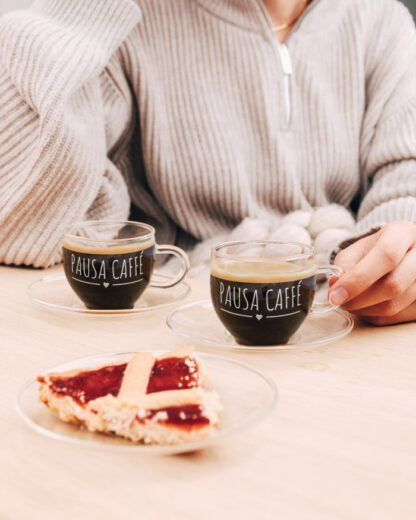 tazzina-caffè-coppia-pausa-caffè-trasparente (4)