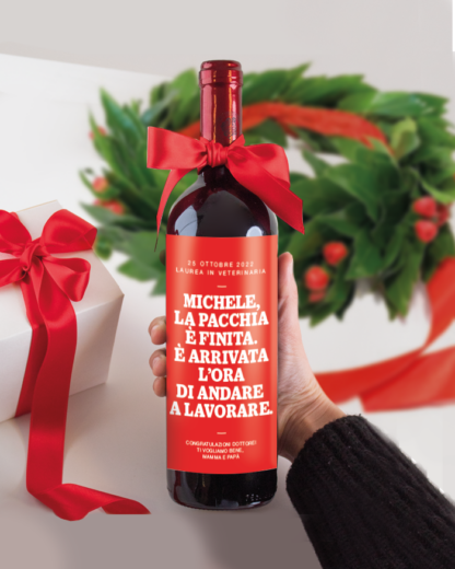 vino-personalizzato-regalo-divertente-laurea