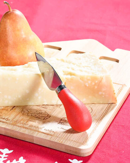 set-formaggio-tagliere-legno-casetta-3-coltelli-4