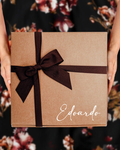 gift-box-natale-personalizzata-fiocco-marrone-nome333