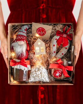 gift-box-personalizzata-regalo-donna-natale-decorazioni-gnomo2