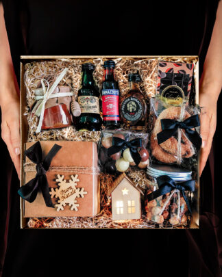 gift-box-uomo-natalizia-dolci-caldi-liquore-miele