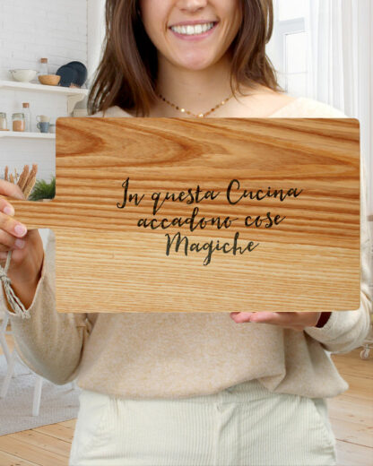 tagliere-regalo-frase-casa-manico