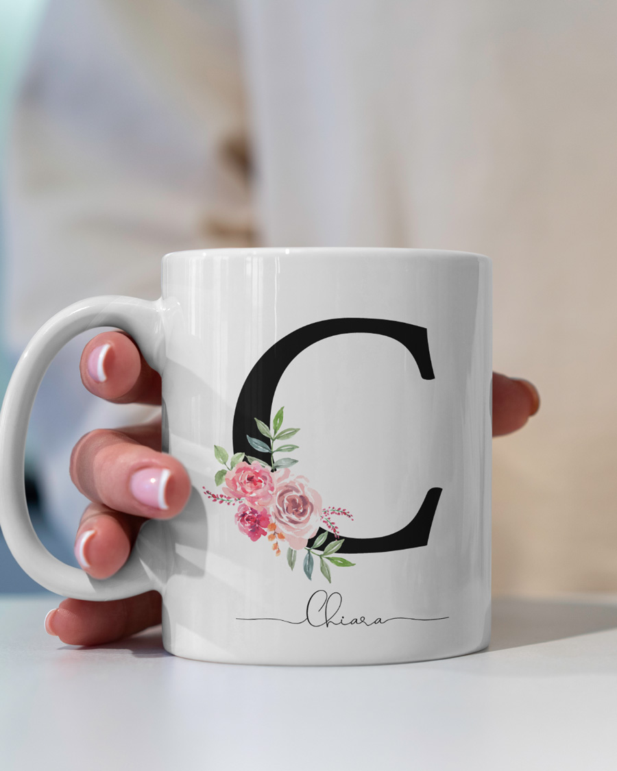 Tazza Mug Personalizzata con Fiori, Lettera, Nome e Dedica - Idea