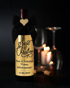 bottiglia-vino-scritta-personalizzata-oro-amore-san-valentino
