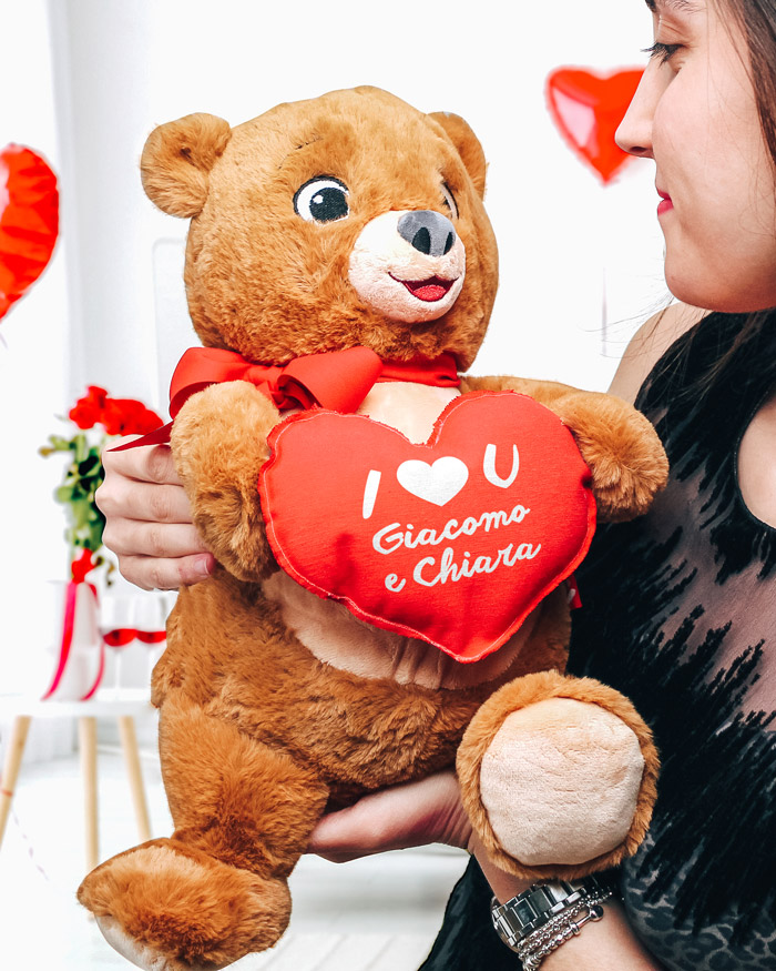 Orsetto di Peluche I Love You con Morbido Cuore Rosso Personalizzabile  con Dedica e Nomi di Lui e Lei. Idea Regalo Romantica San Valentino per  Lei, per Lui