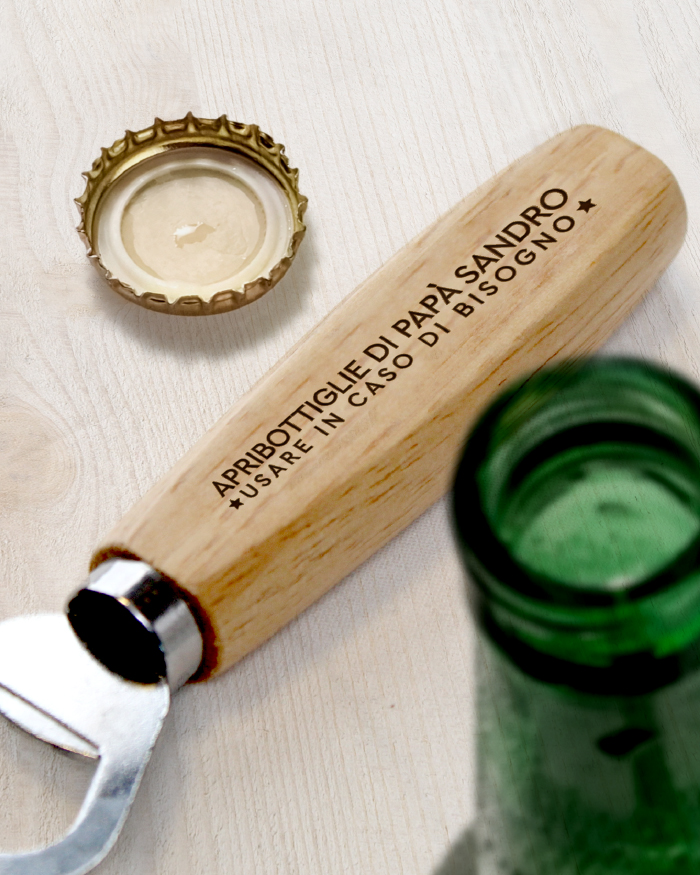 Cavatappi personalizzato, apribottiglie in legno, regalo di nozze, idea  regalo testimoni dello sposo, apribottiglie di birra in legno, set regalo  testimoni dello sposo, regalo inciso -  Italia